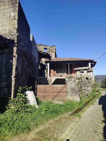 Parada de Monteiros — Abril 2026